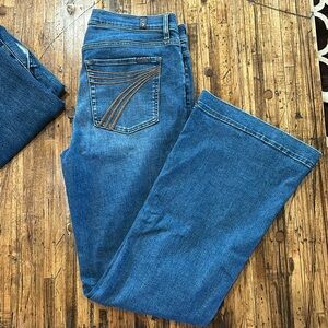 Brand new never worn I have tags 31s.